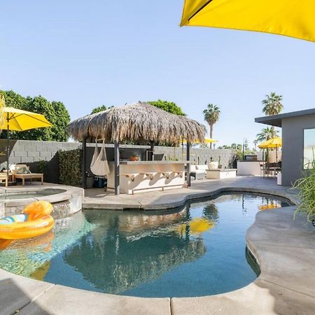 Desert Paradise Salt Water Pool & Spa 1 Mile To Coachella Fest อินดิโอ ภายนอก รูปภาพ
