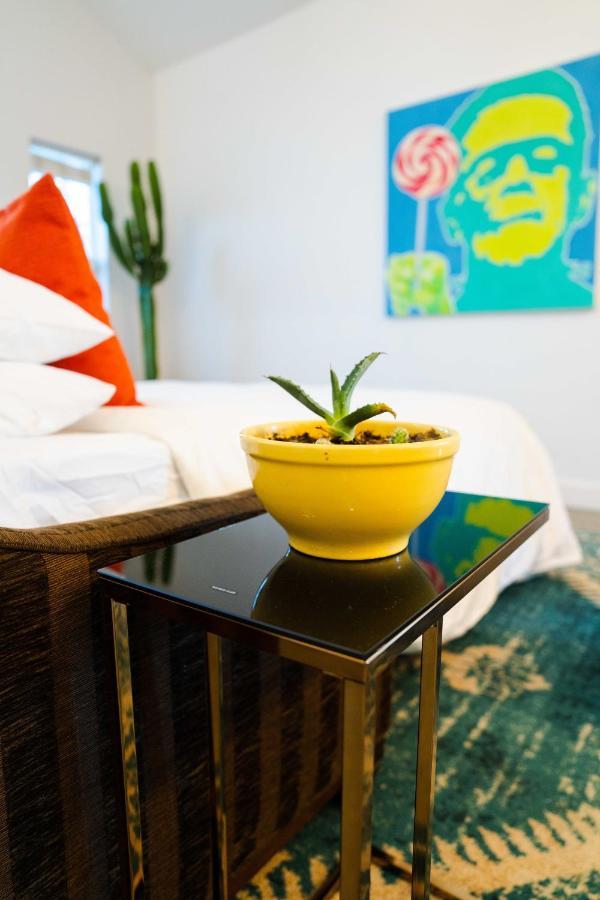 Desert Paradise Salt Water Pool & Spa 1 Mile To Coachella Fest อินดิโอ ภายนอก รูปภาพ